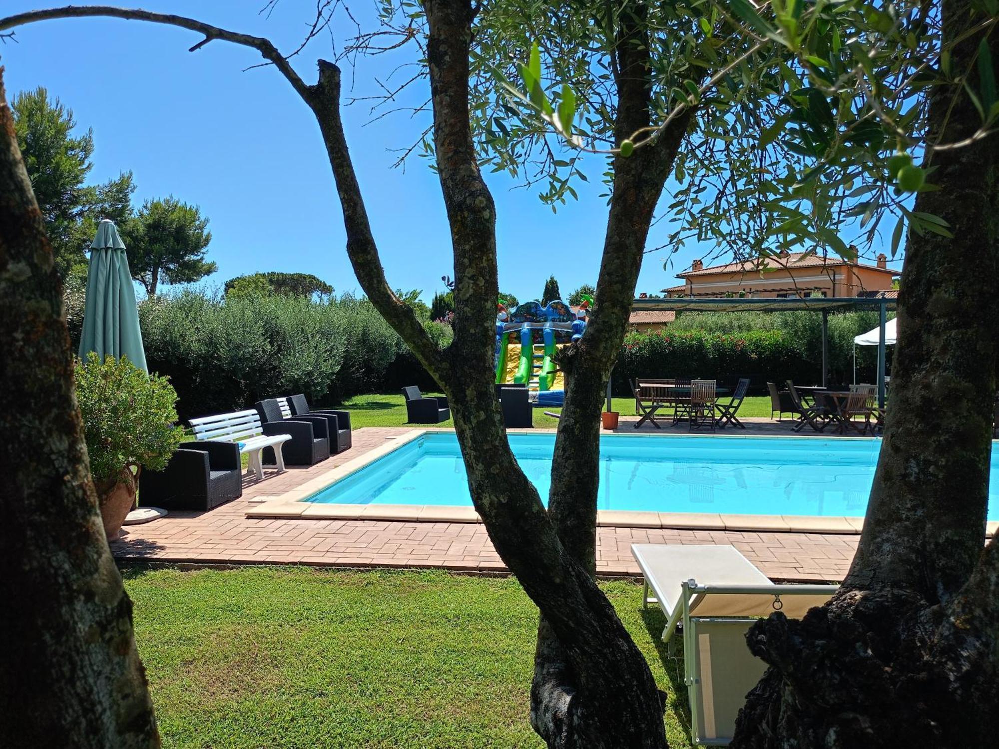Casale Di Tormaggiore Villa And Country Suites Pomezia Exteriér fotografie