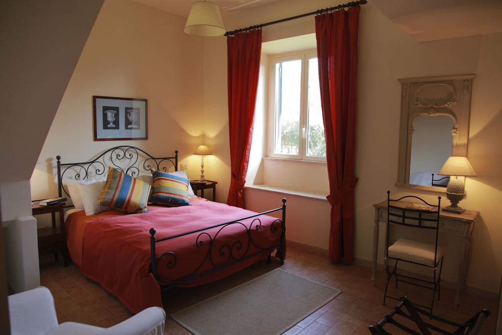 Casale Di Tormaggiore Villa And Country Suites Pomezia Exteriér fotografie