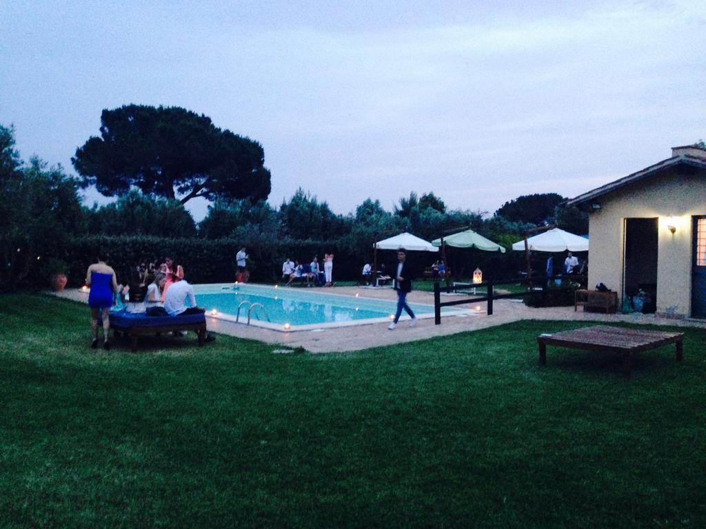 Casale Di Tormaggiore Villa And Country Suites Pomezia Exteriér fotografie